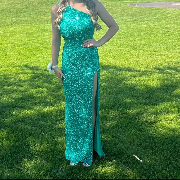 Ashley Lauren Jade one shoulder prom dress - Picture 1 of 4